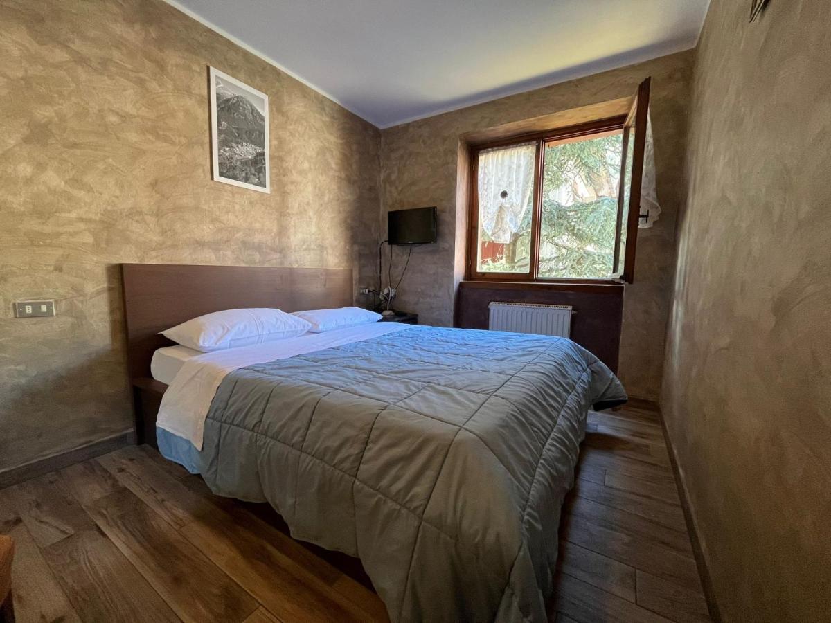 San Luigi - Rooms & Apartments Campodolcino Ngoại thất bức ảnh