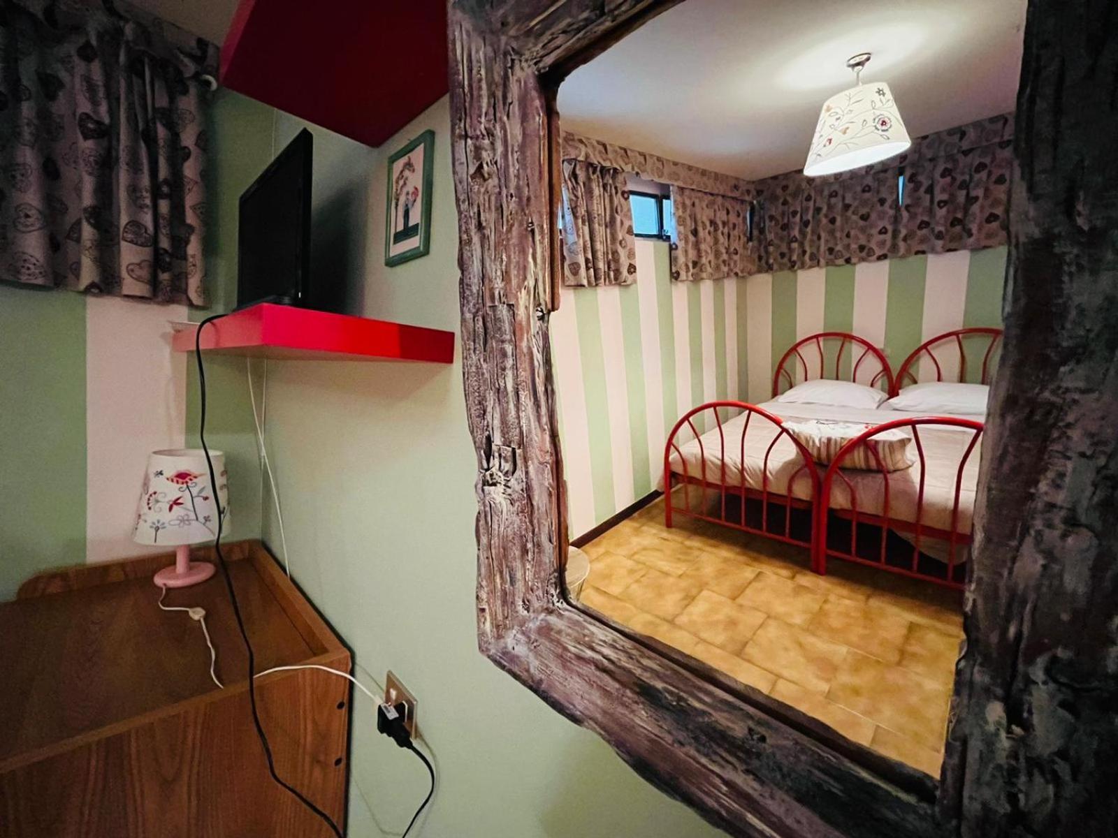 San Luigi - Rooms & Apartments Campodolcino Phòng bức ảnh